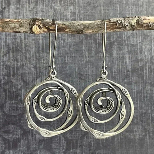 Retro Silver Earrings in Labyrinth Design